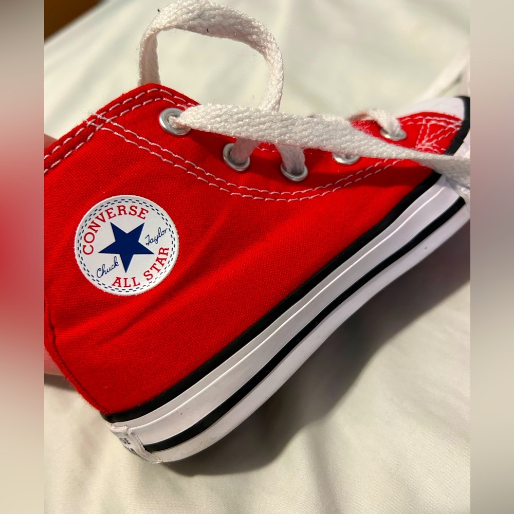Converse All Star Red Chucks for Toddlers. Pre loved and in mint condition
